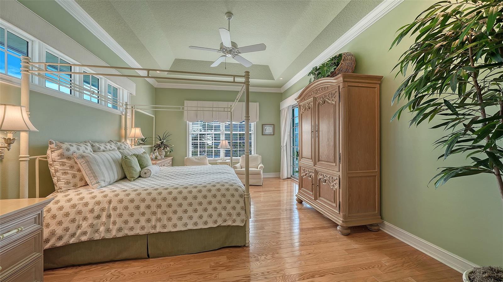 SLEEPY LAGOON - Residential