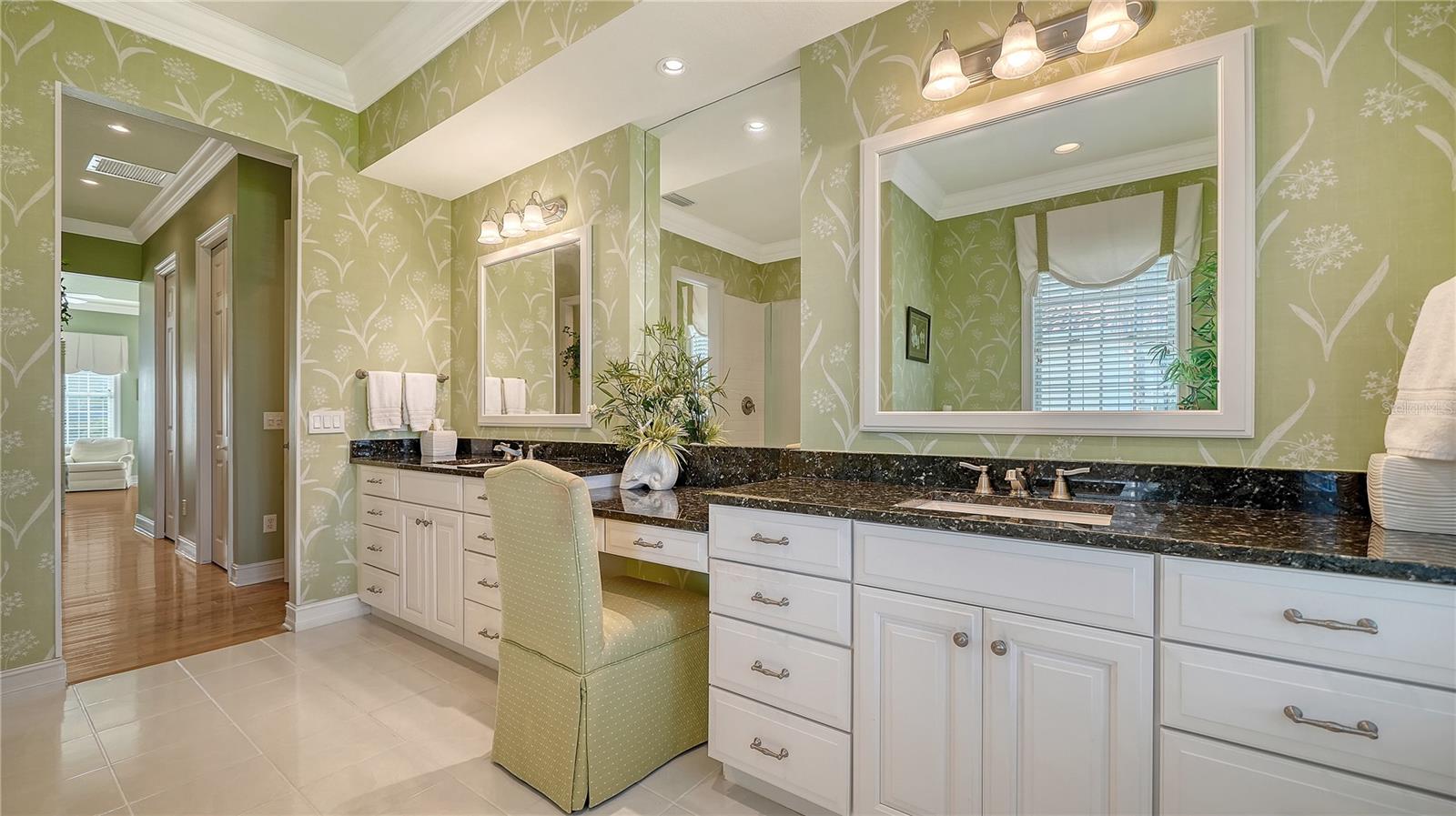 SLEEPY LAGOON - Residential