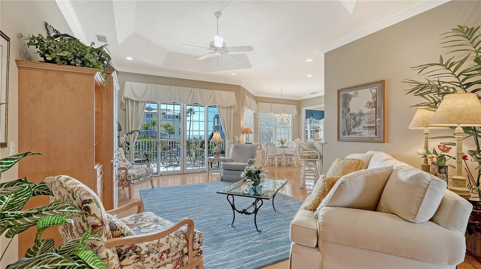 SLEEPY LAGOON - Residential