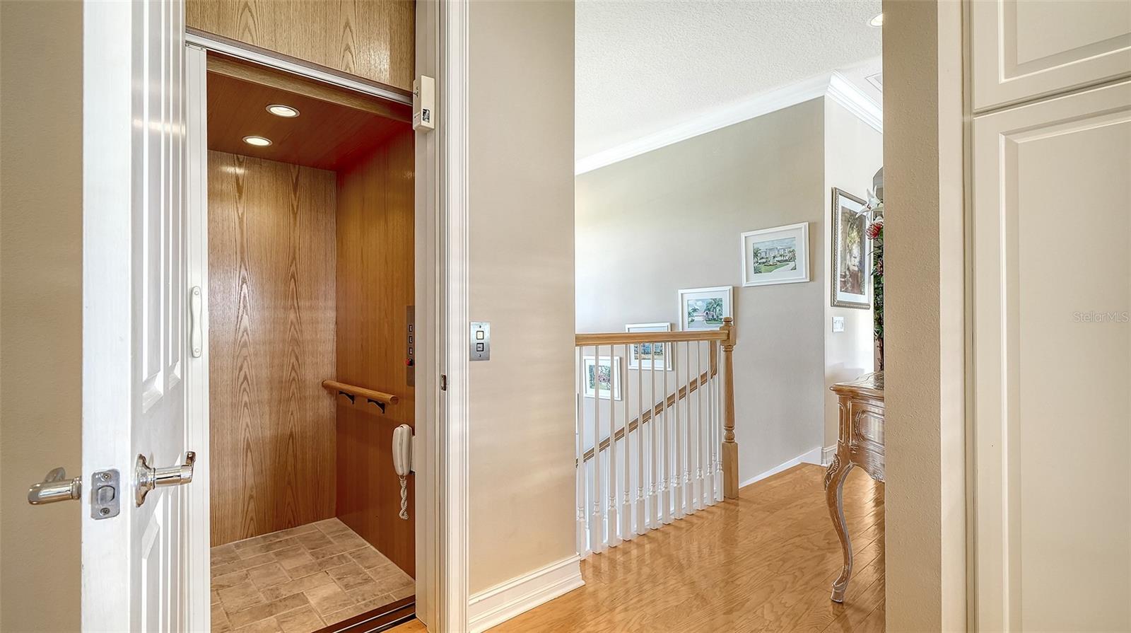 SLEEPY LAGOON - Residential