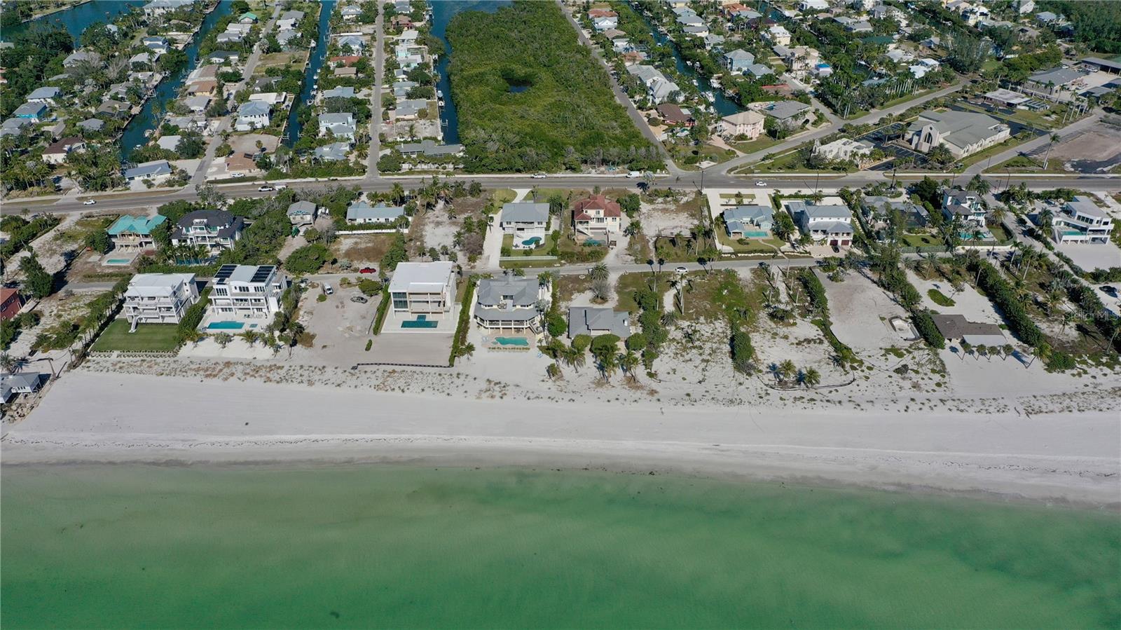 SLEEPY LAGOON - Residential