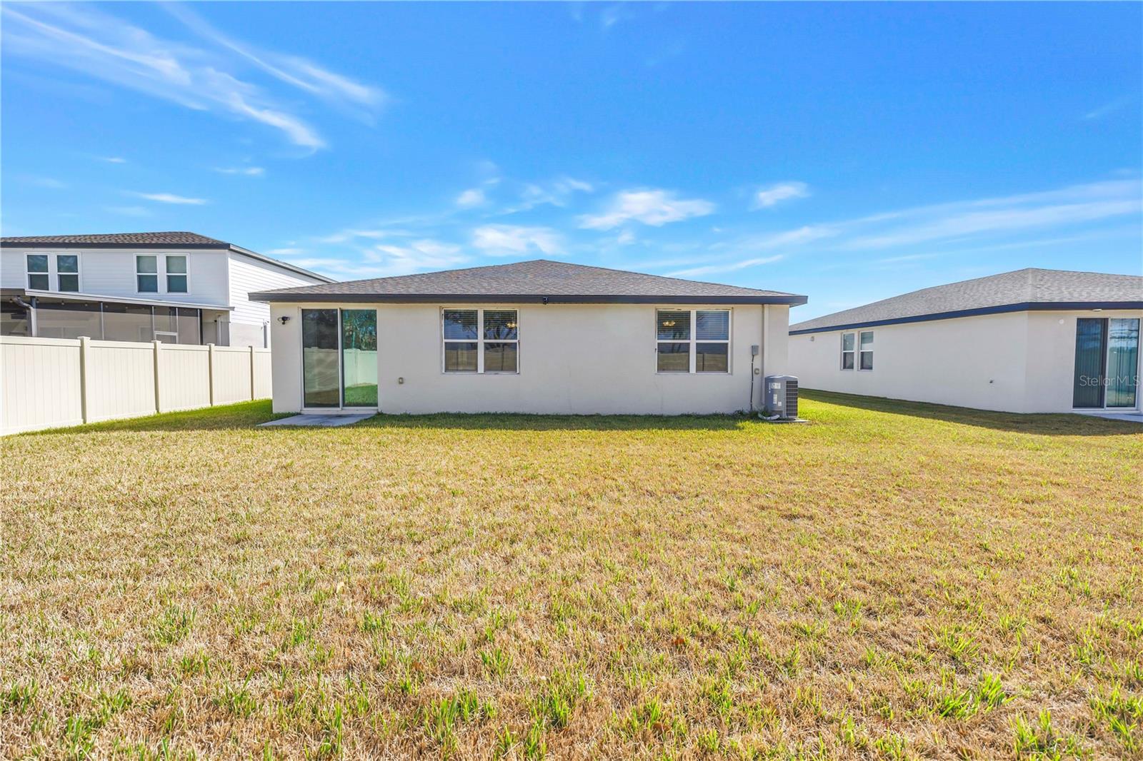 LANTANA GROVE - Residential