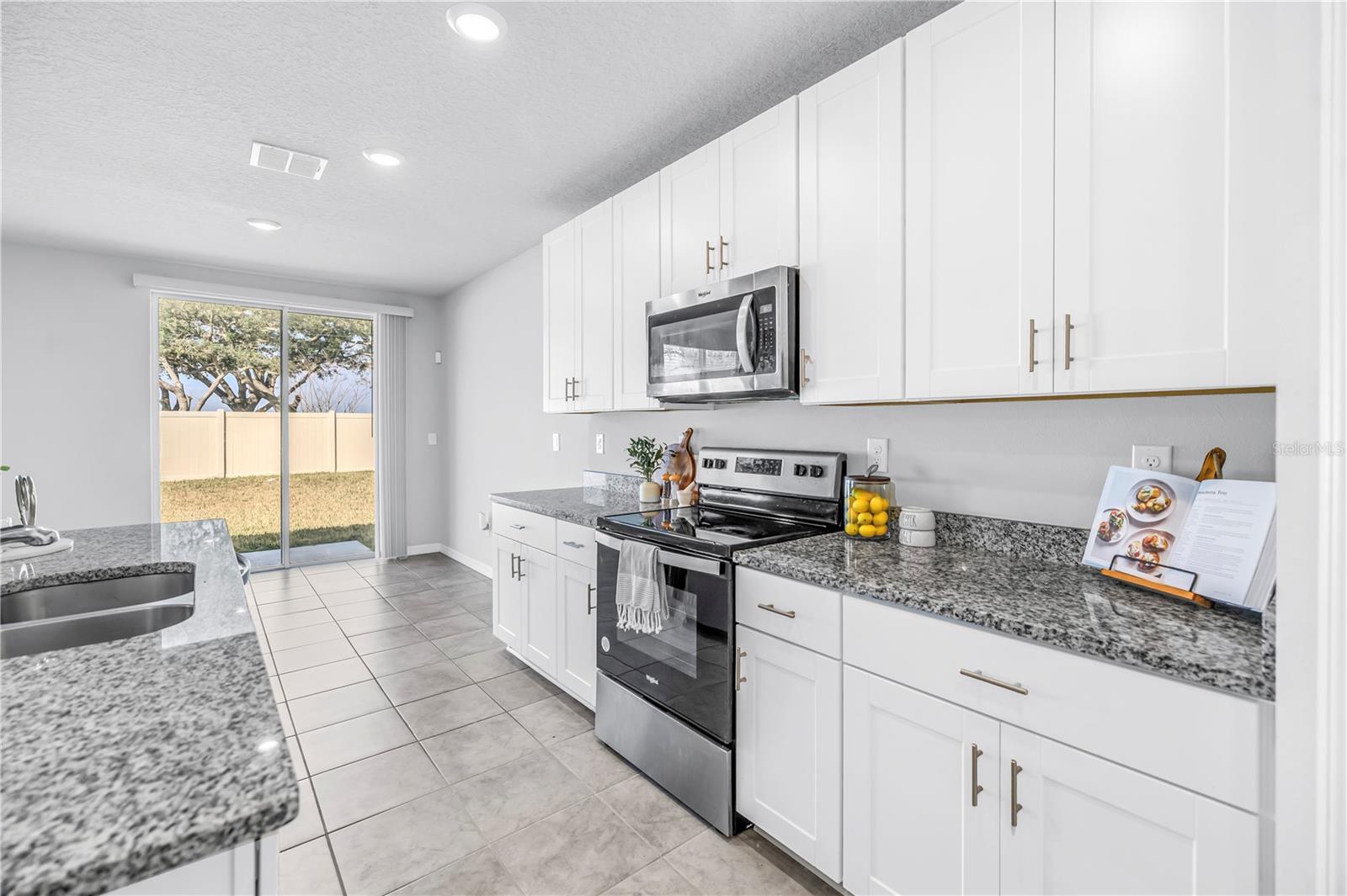 LANTANA GROVE - Residential