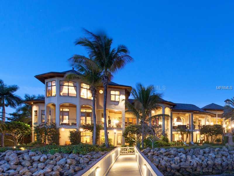 SAPPHIRE SHORES - Residential
