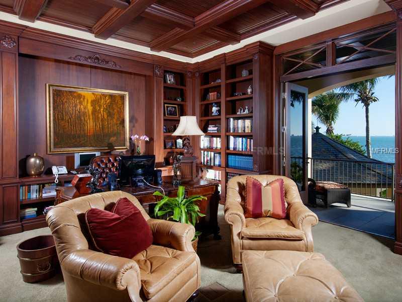 SAPPHIRE SHORES - Residential