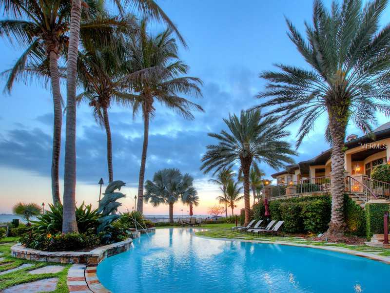 SAPPHIRE SHORES - Residential