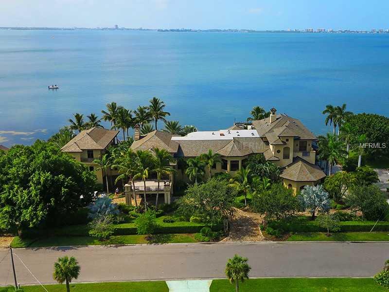SAPPHIRE SHORES - Residential