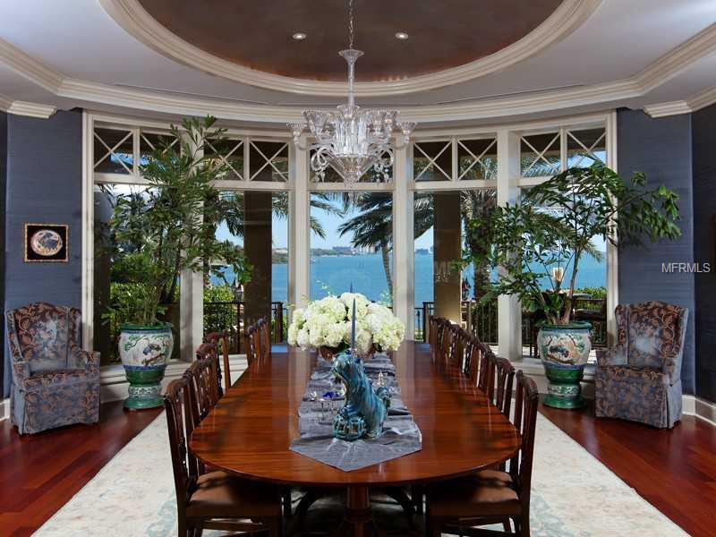 SAPPHIRE SHORES - Residential