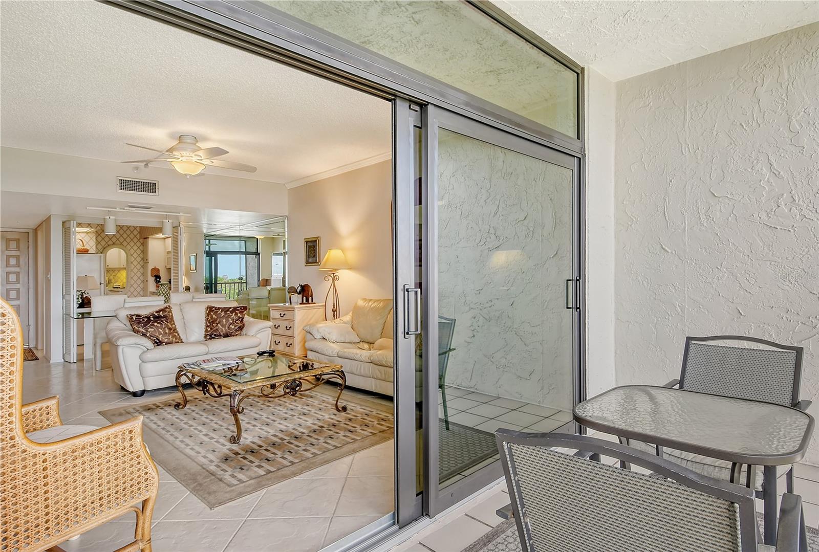 SEAPLACE V - Residential Lease