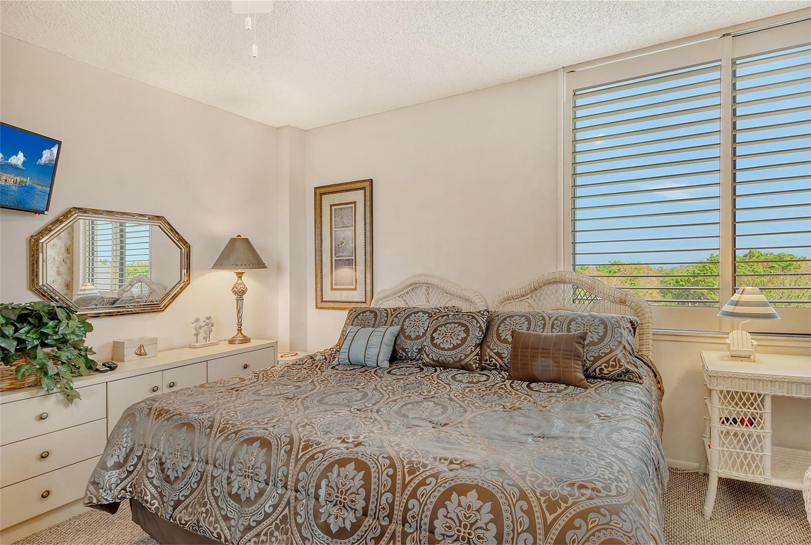 SEAPLACE V - Residential Lease