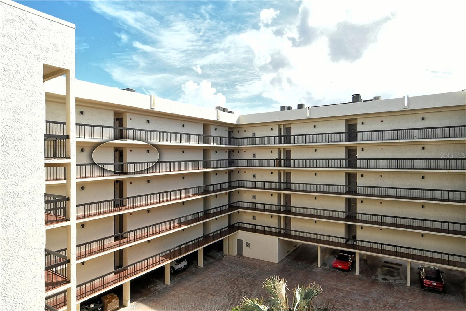 SEAPLACE V - Residential Lease