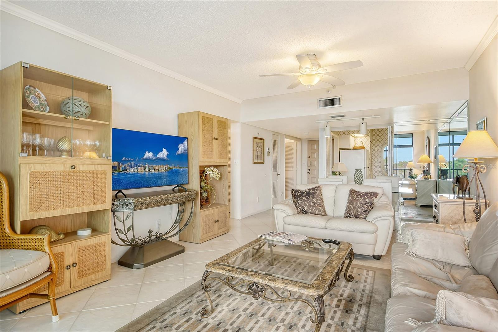 SEAPLACE V - Residential Lease