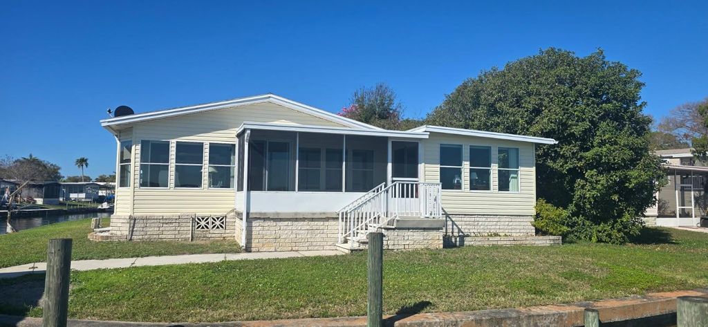 Photo of 270 Philadelphia Boulevard #49, Palm Harbor, FL 34684 (MLS # TB8478402)