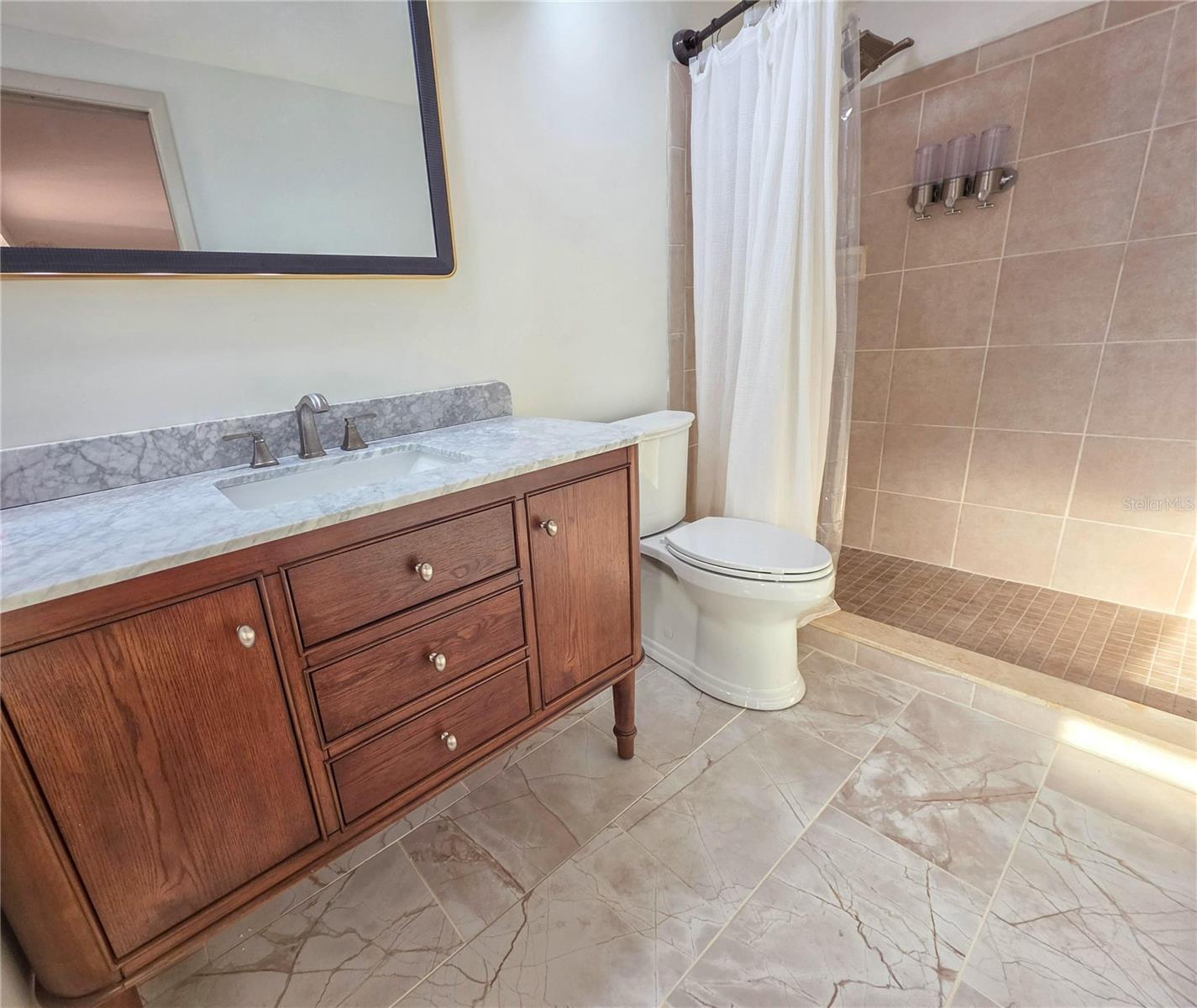 APOLLO BEACH UNIT FOUR - Residential