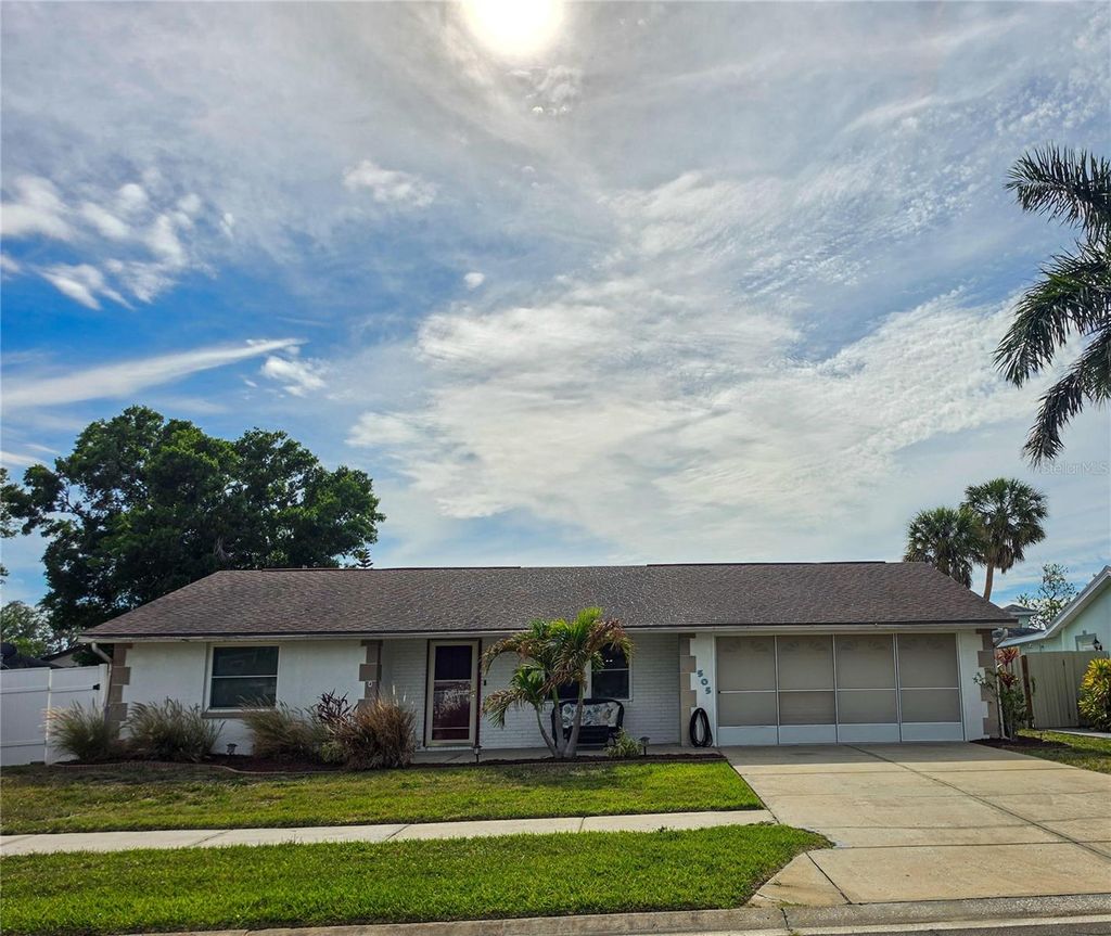 Photo of 505 Red Mangrove Lane, Apollo Beach, FL 33572 (MLS # O6403299)