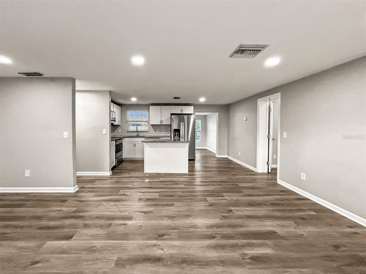306 FLAMINGO DRIVE