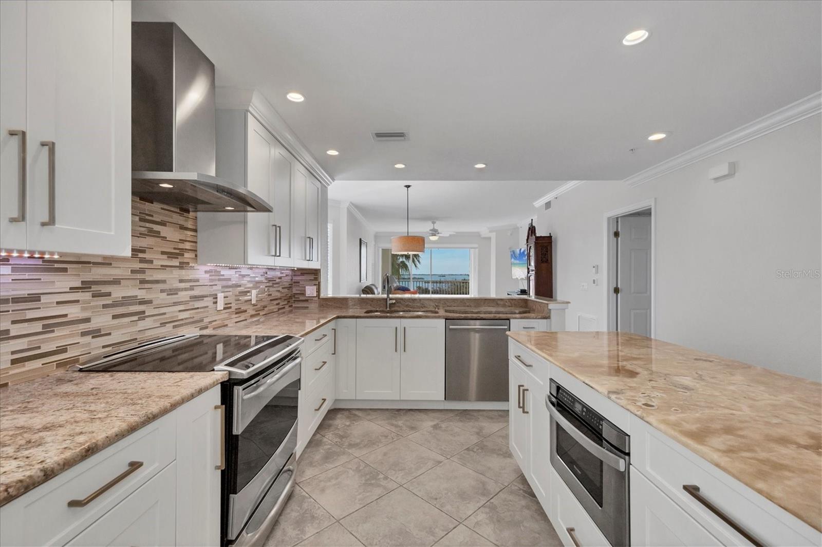 BOCA VISTA HARBOR BLDG C - Residential