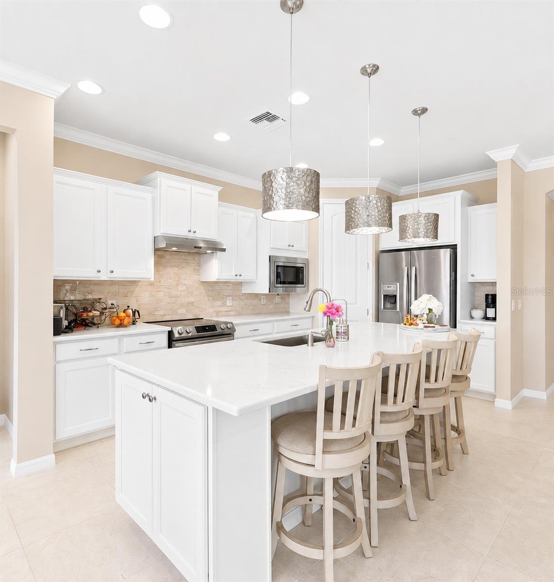 13825 RINUCCIO STREET - Photo 4