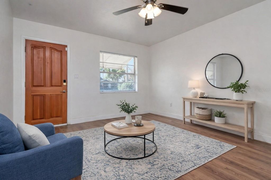 Photo of 3907 W Pine Street, Tampa, FL 33607 (MLS # TB8487679)