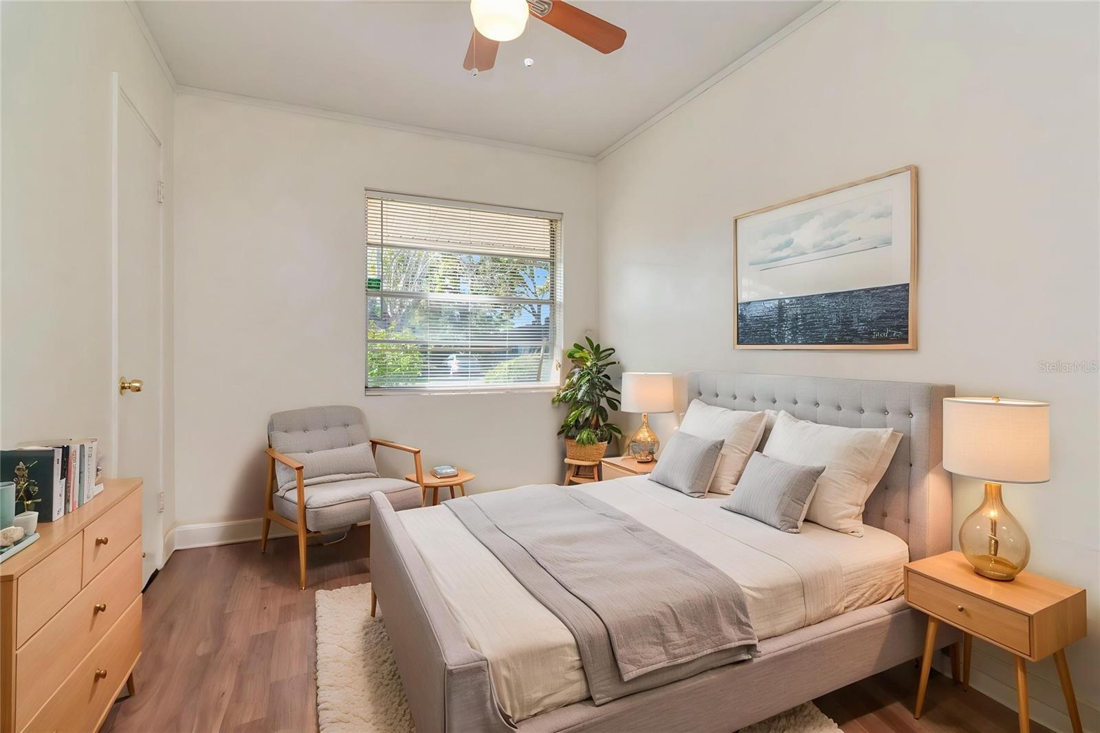 LINCOLN GARDENS - Residential