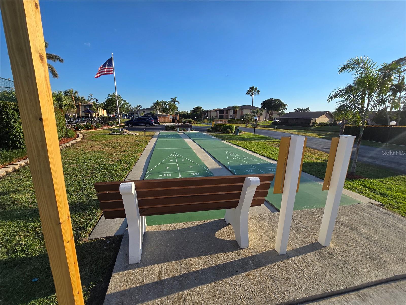 TIMBERLAKE CONDO 02 - Residential