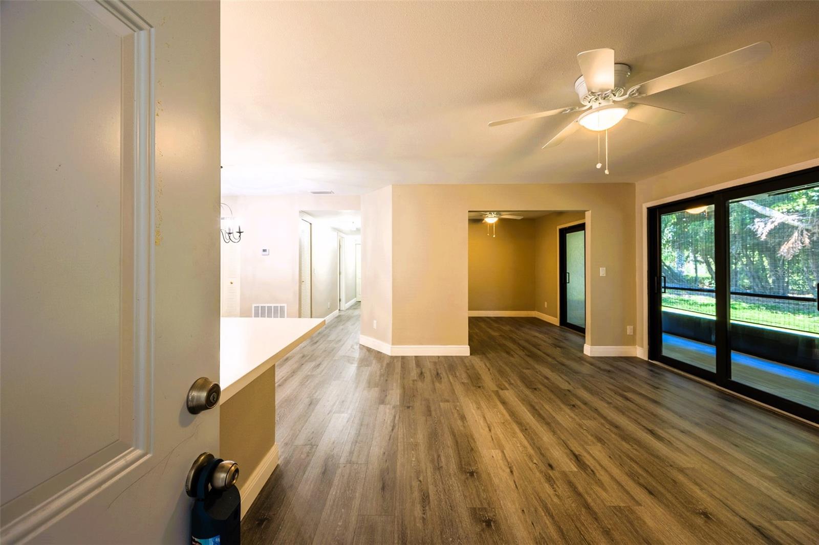 TIMBERLAKE CONDO 02 - Residential