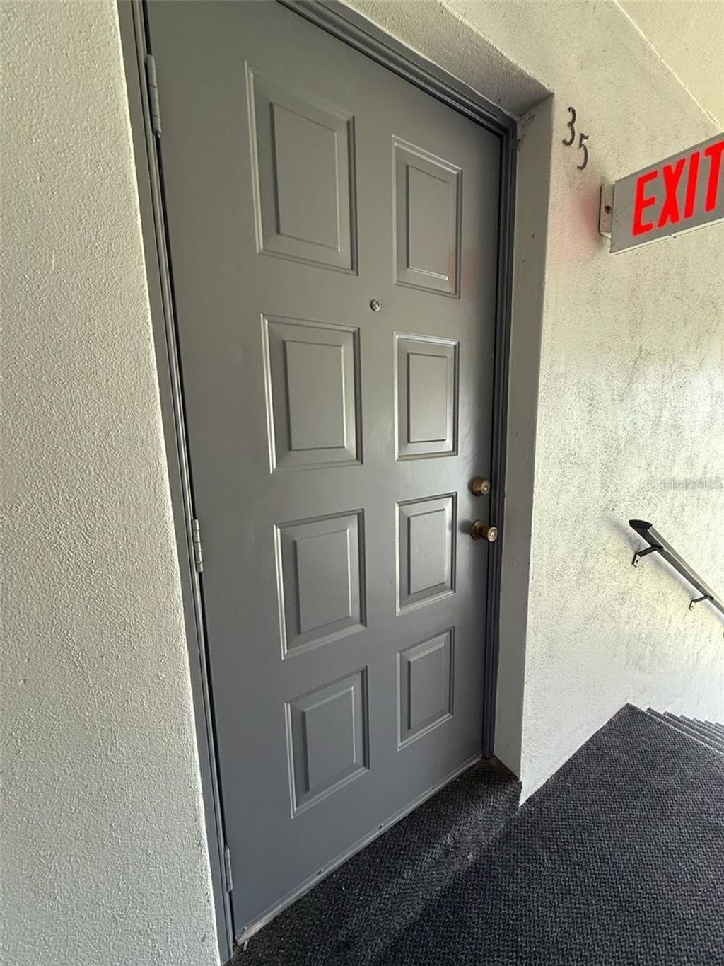 Photo of 1235 S Pine Ridge Circle #35, Sanford, FL 32773 (MLS # S5143773)