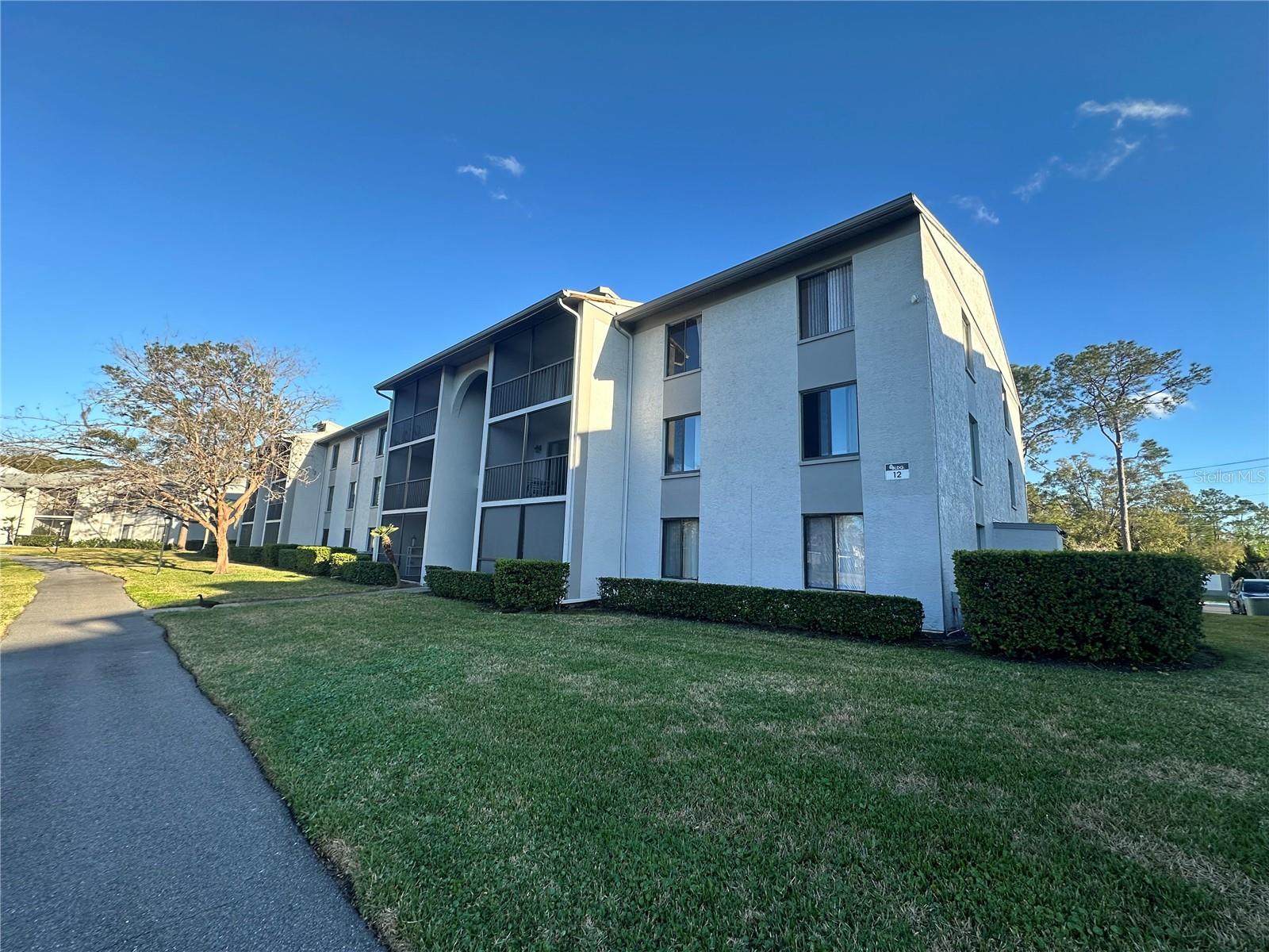 PINE RIDGE CLUB VILLAGE 1 PH 10 BLDG 12 - Residential