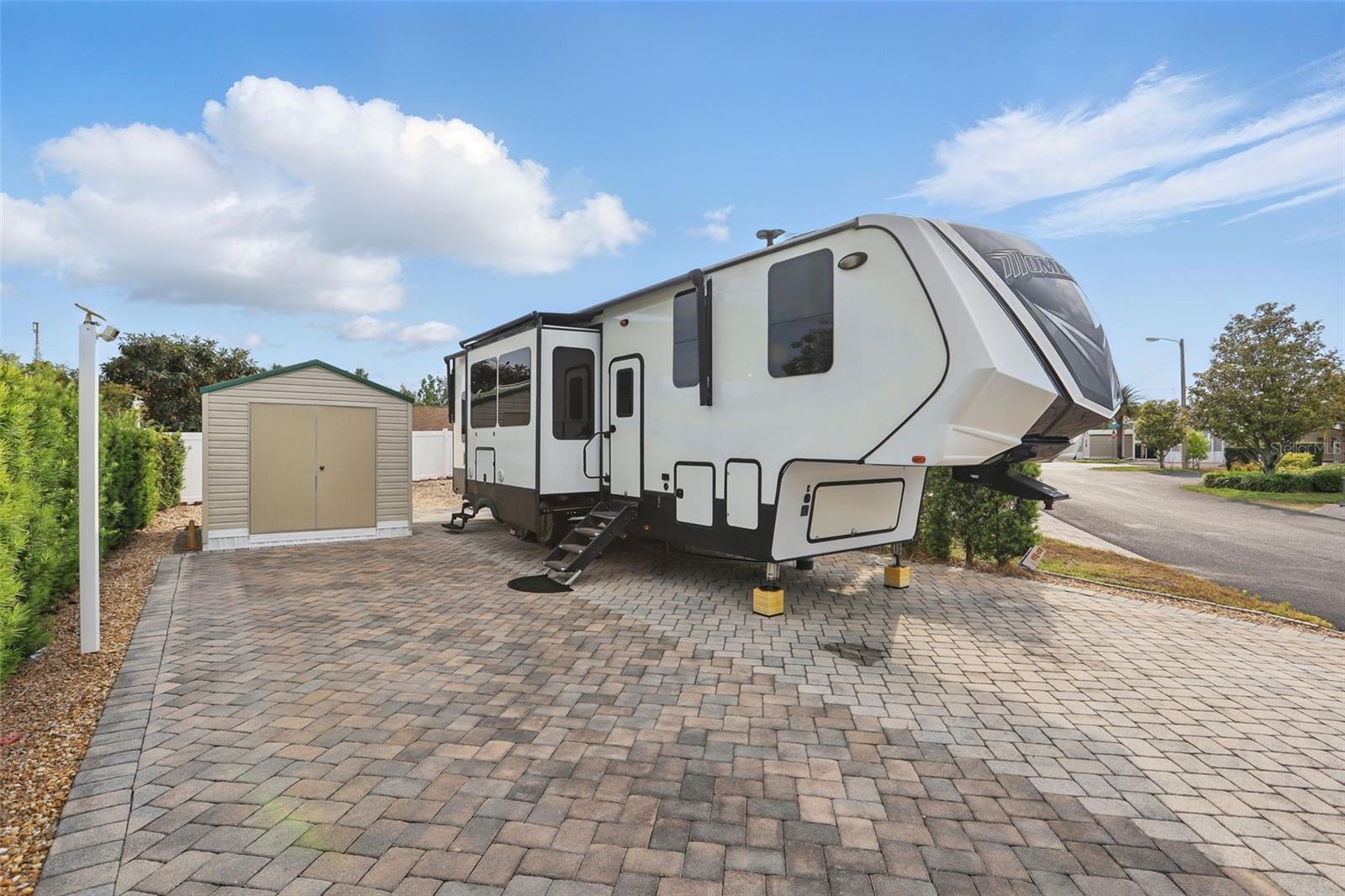 ELITE RESORTS AT CITRUS VALLEY CONDO UNIT 19 - Land