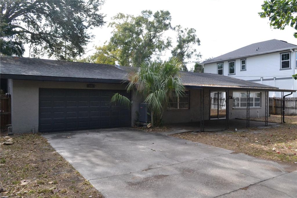 Photo of 745 48th Avenue N, St Petersburg, FL 33703 (MLS # TB8456715)