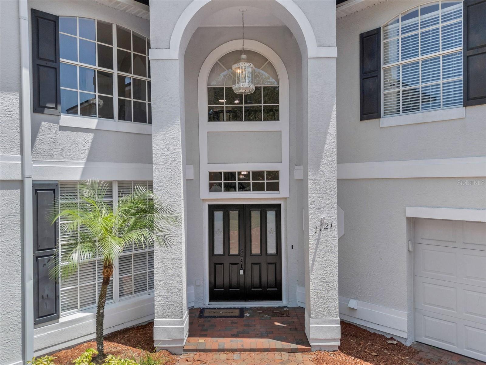1121 NEEDLEWOOD LOOP