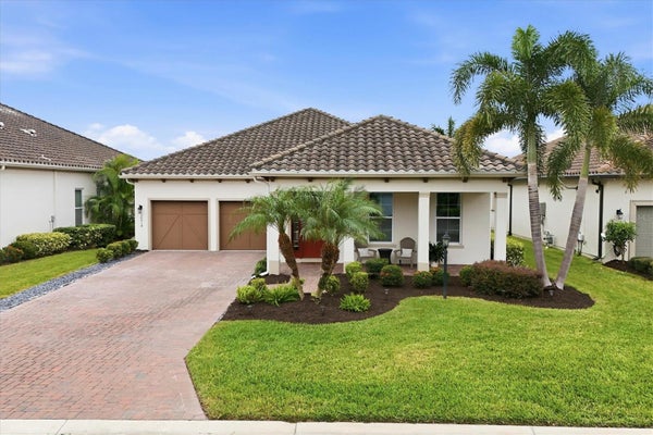 10018 MARBELLA DR, BRADENTON, FL 34211 - Image 6cf314f67dbea45cf3996c00ddcbf81f/105630945