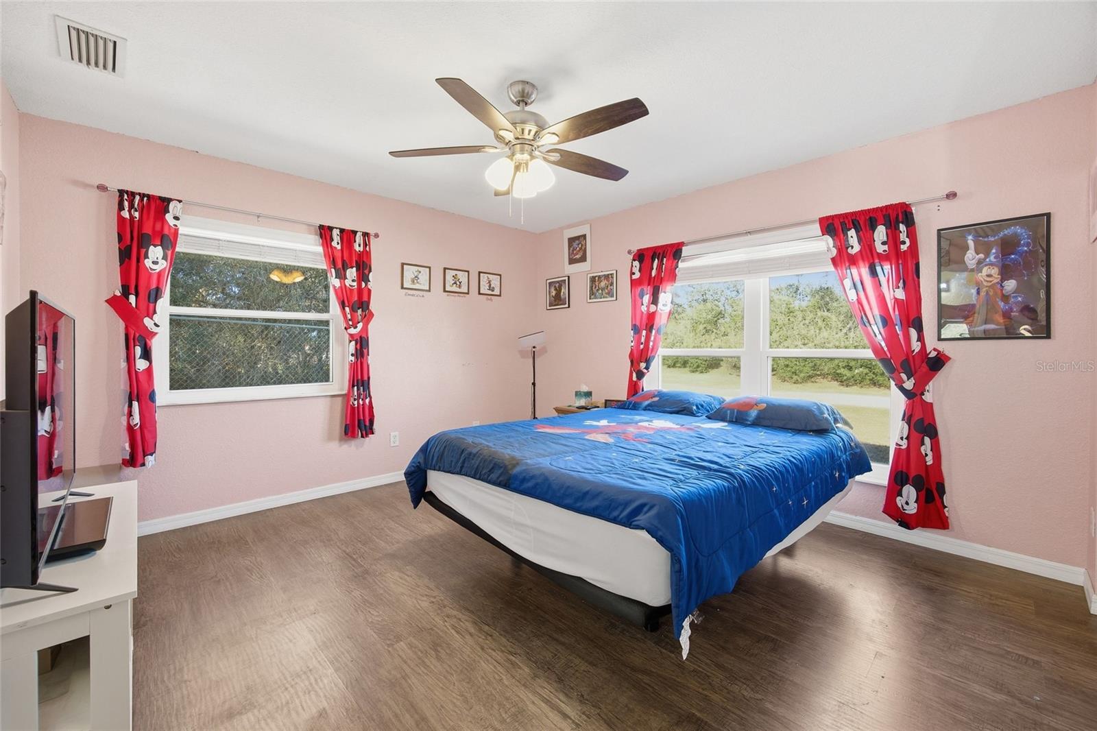 MARION OAKS - Residential