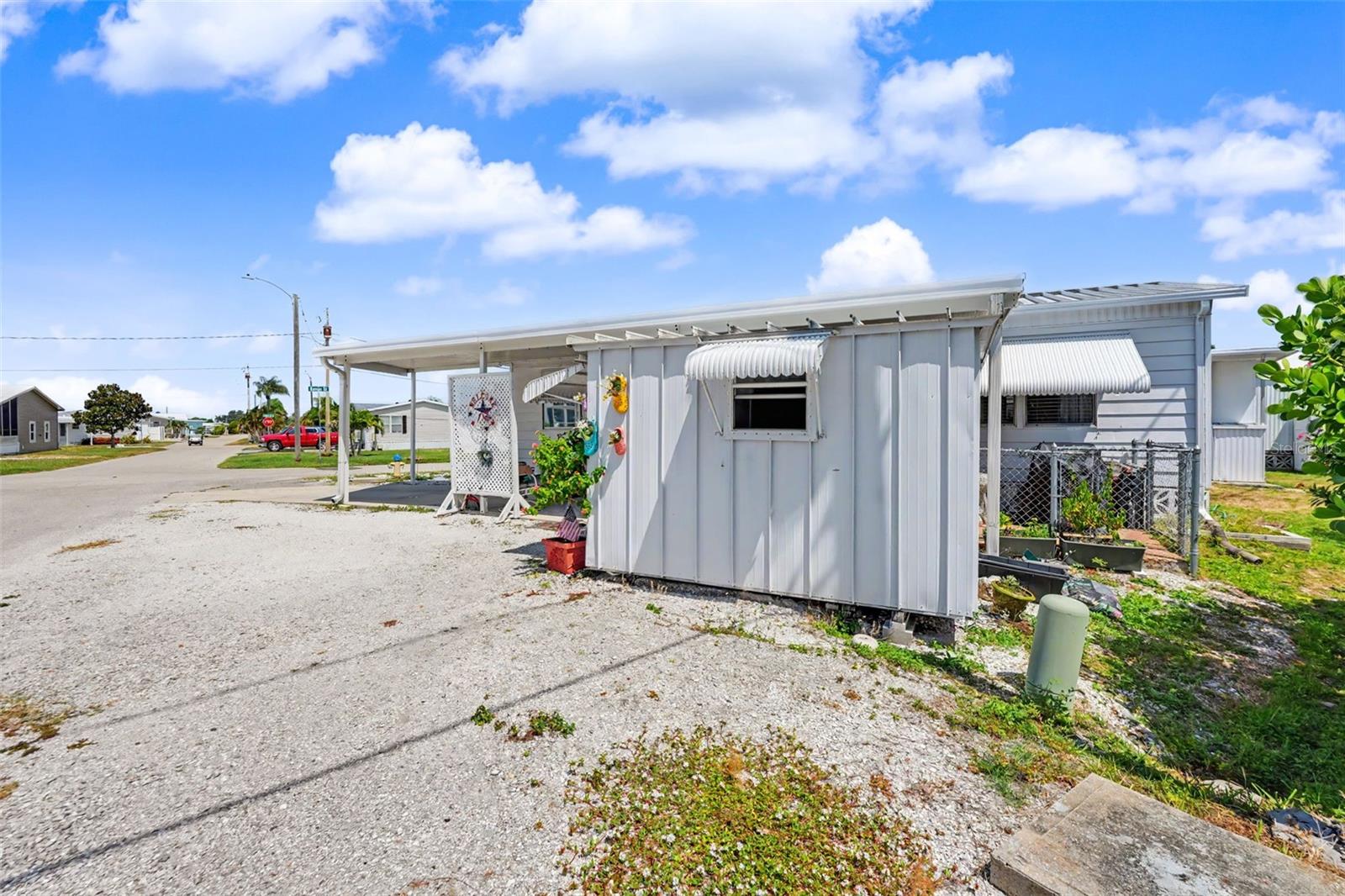 6523 KANSAS STREET