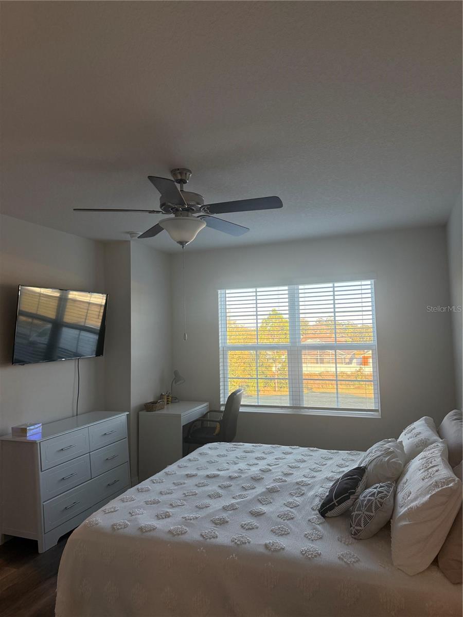 DANBURY/RIDGEWOOD LKS - Residential Lease