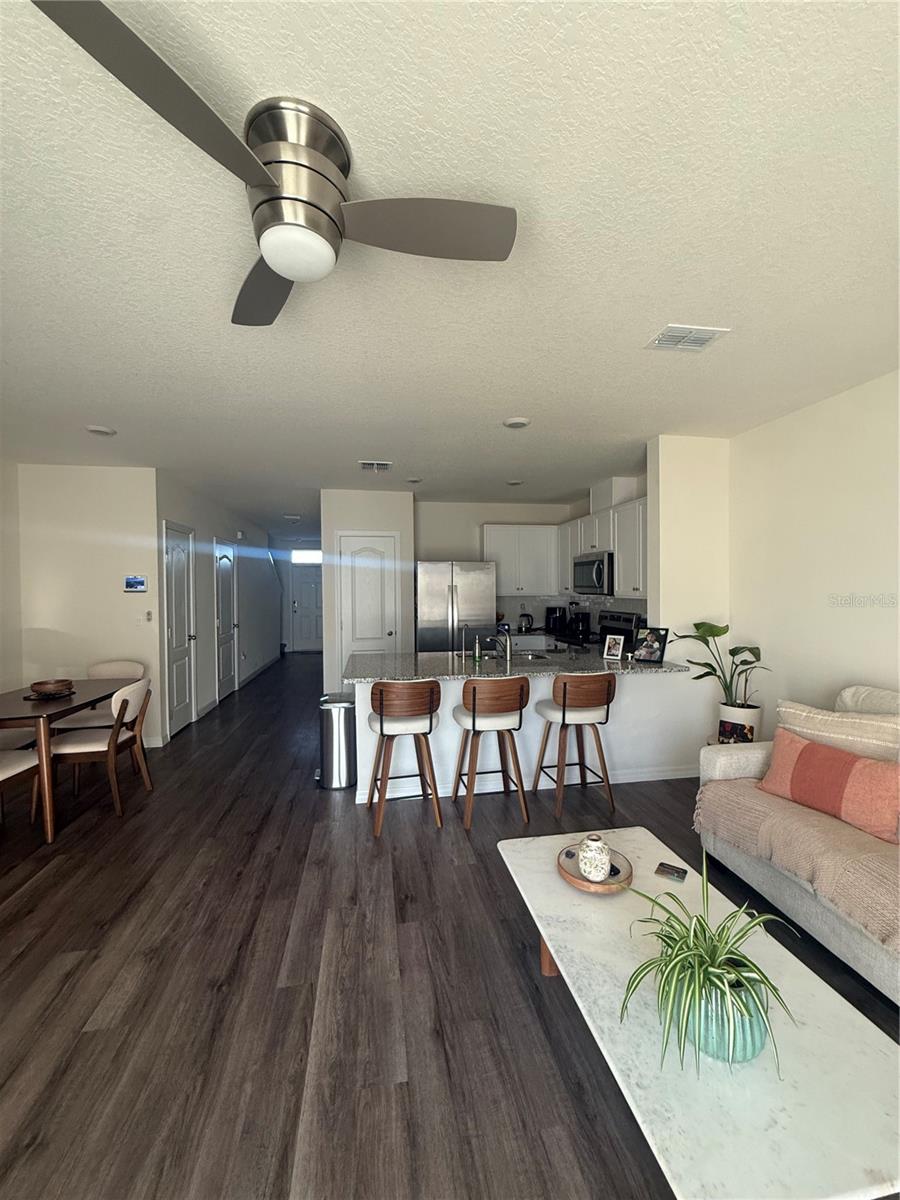 DANBURY/RIDGEWOOD LKS - Residential Lease