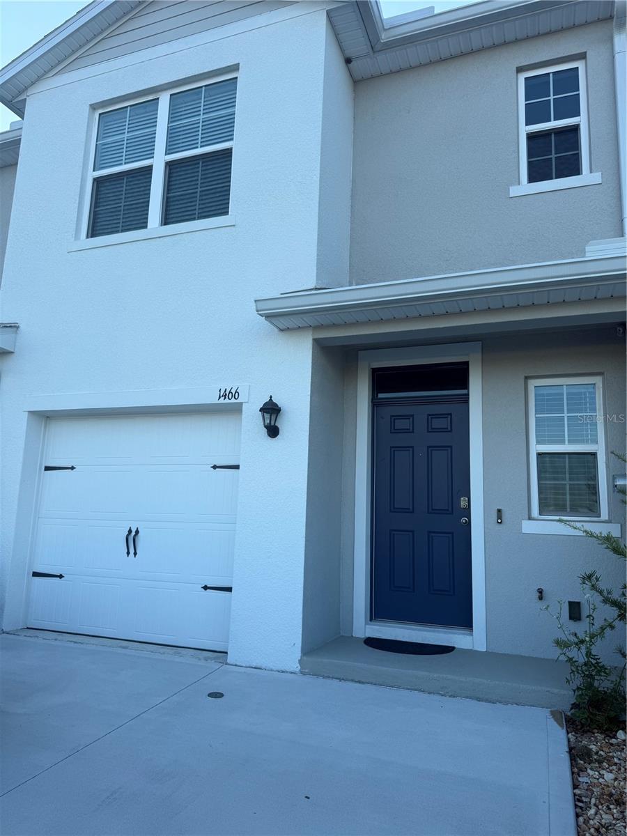 DANBURY/RIDGEWOOD LKS - Residential Lease