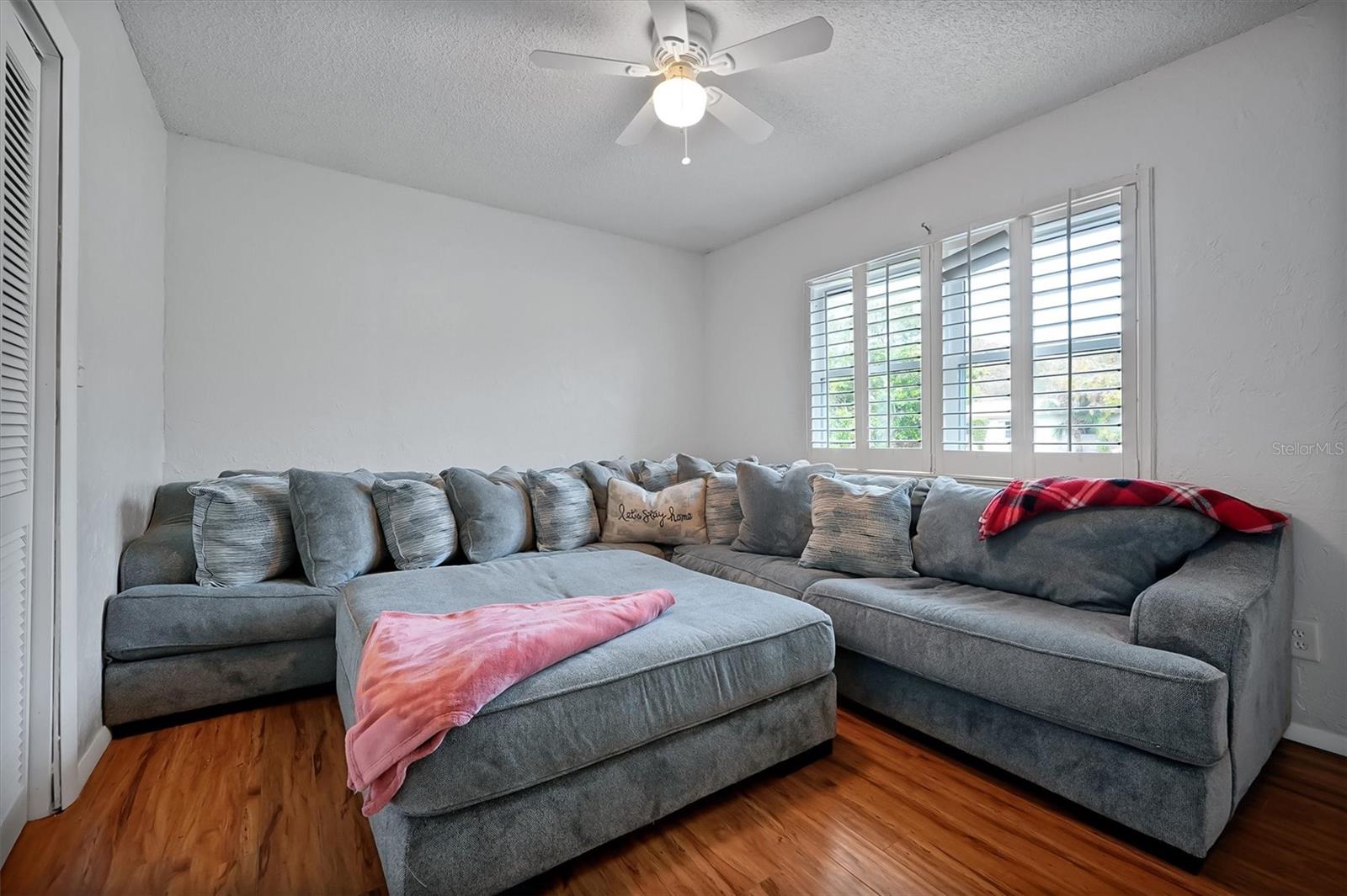 FAIRGLEN UNIT 01 - Residential