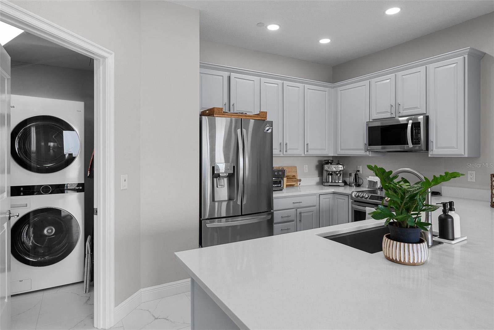 TOWERS OF CHANNELSIDE CONDOMIN - Residential