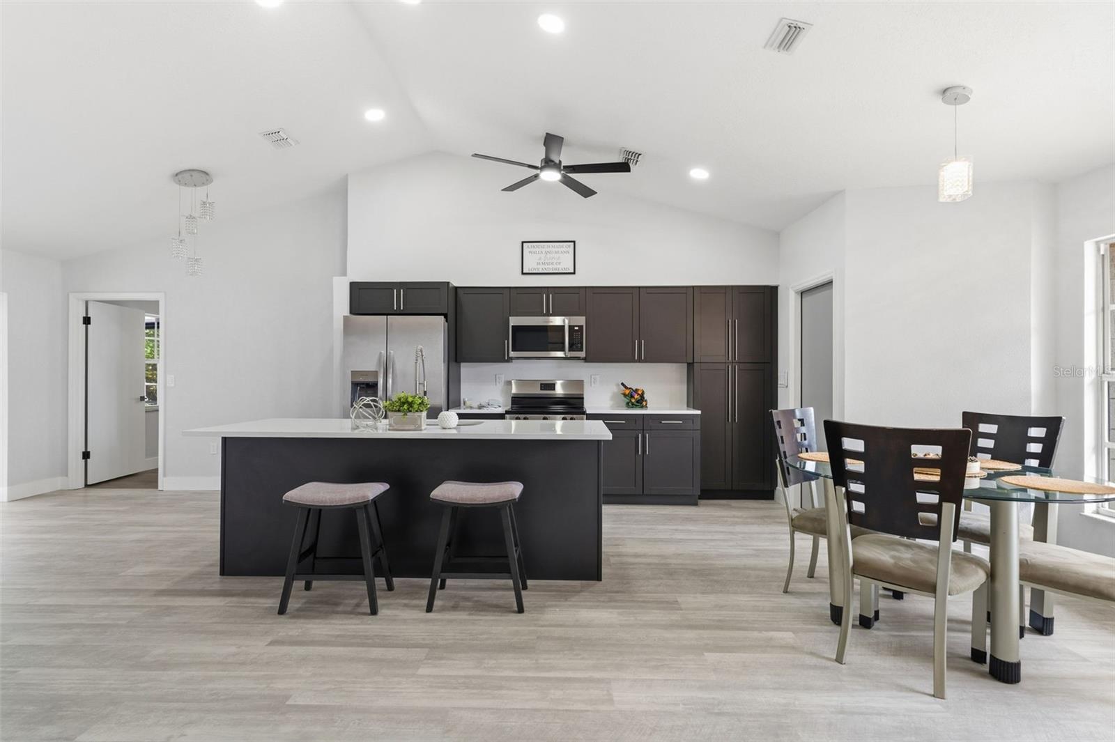 SPRING HILL - Residential