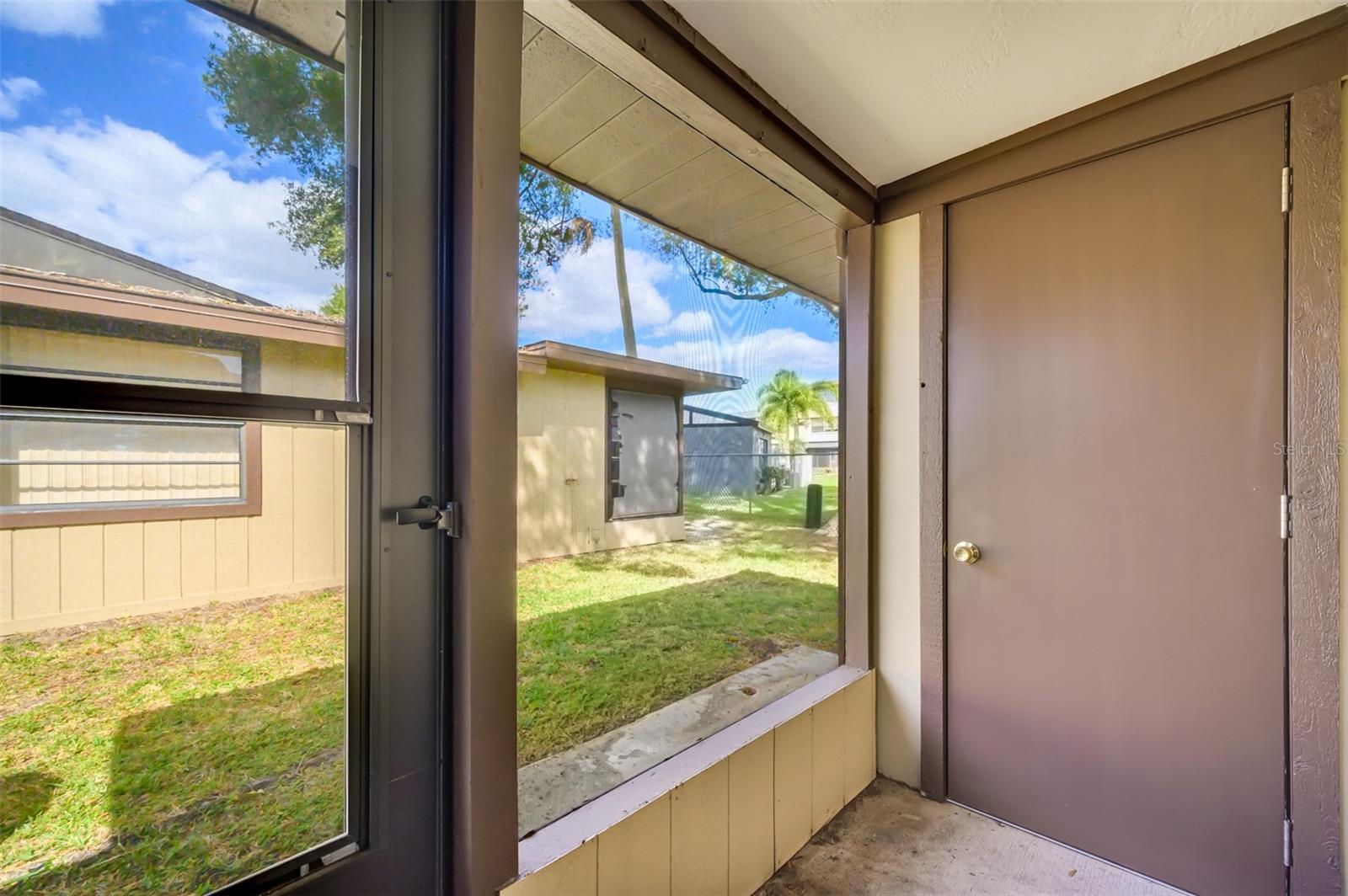 TAHITIAN PLACE - Residential