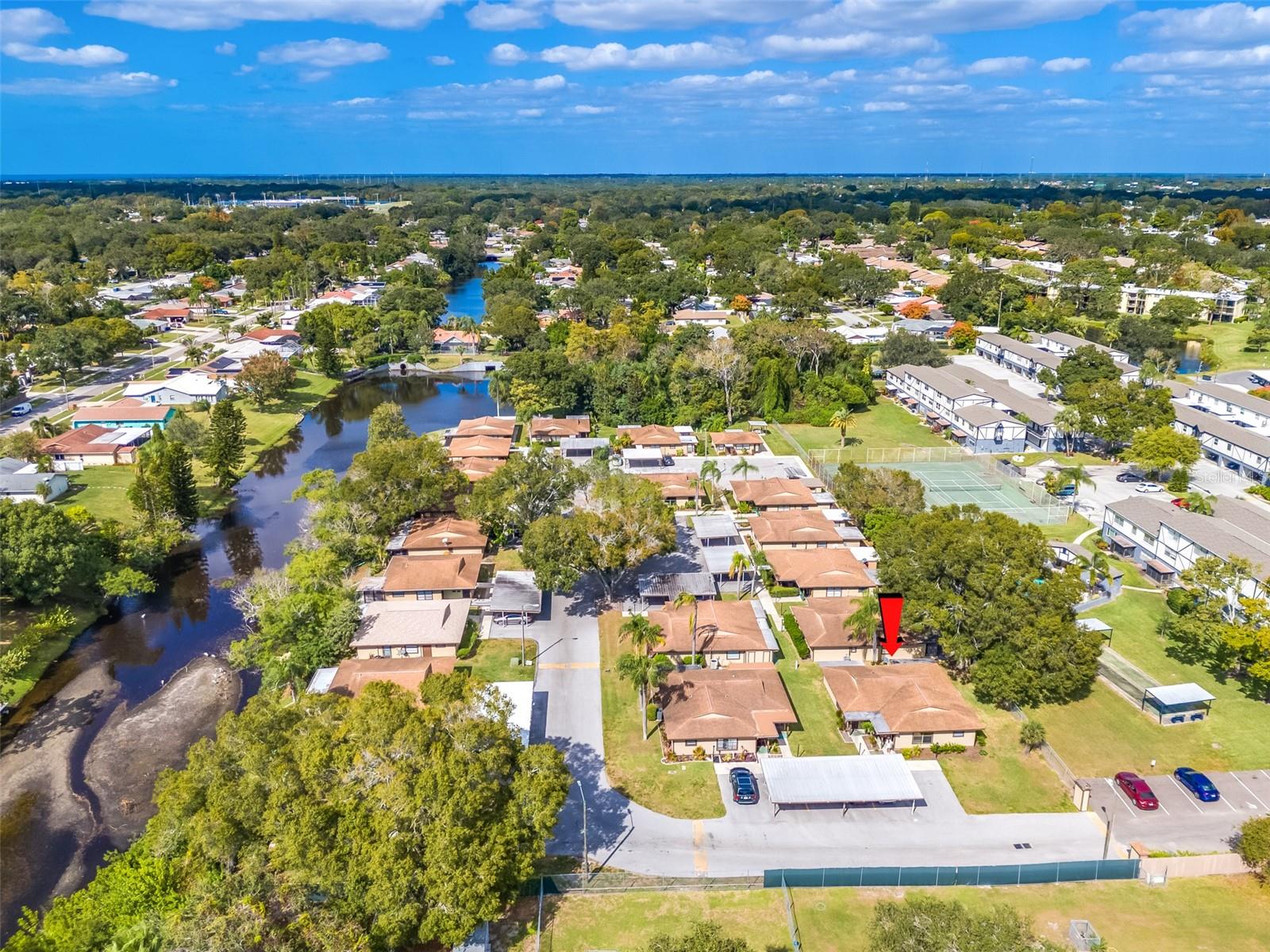 TAHITIAN PLACE - Residential