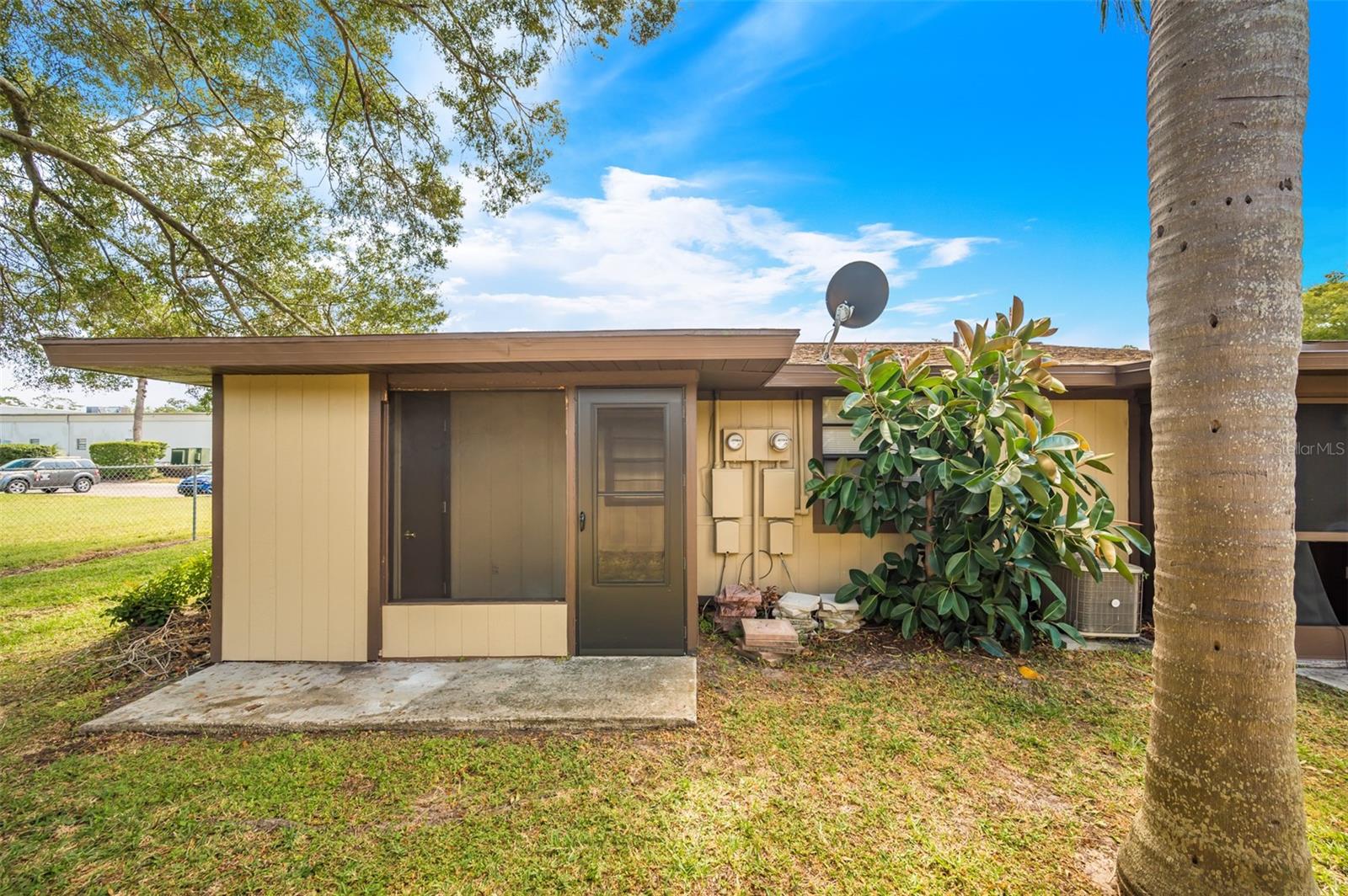 TAHITIAN PLACE - Residential