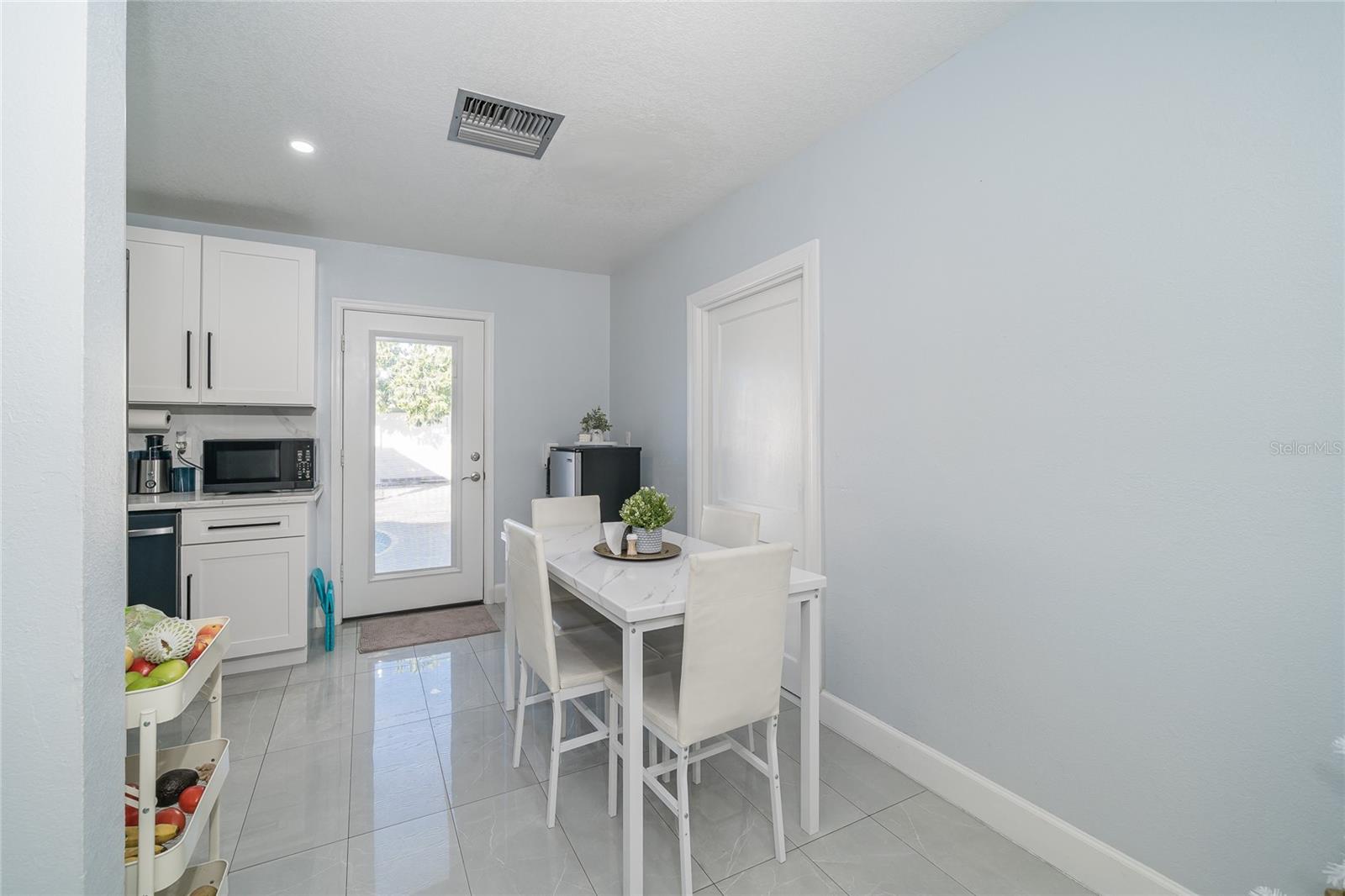 BELT COURT - Residential