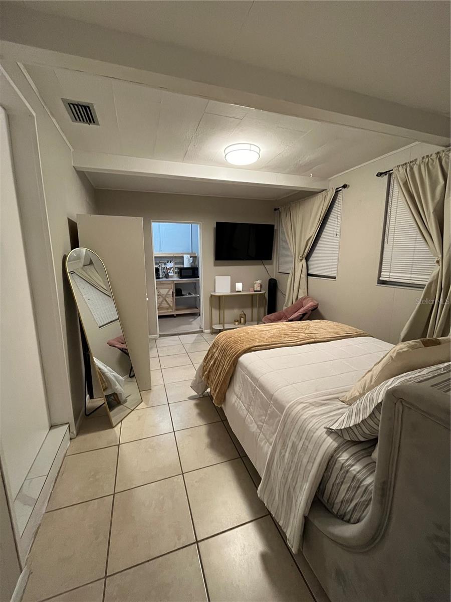 BELT COURT - Residential