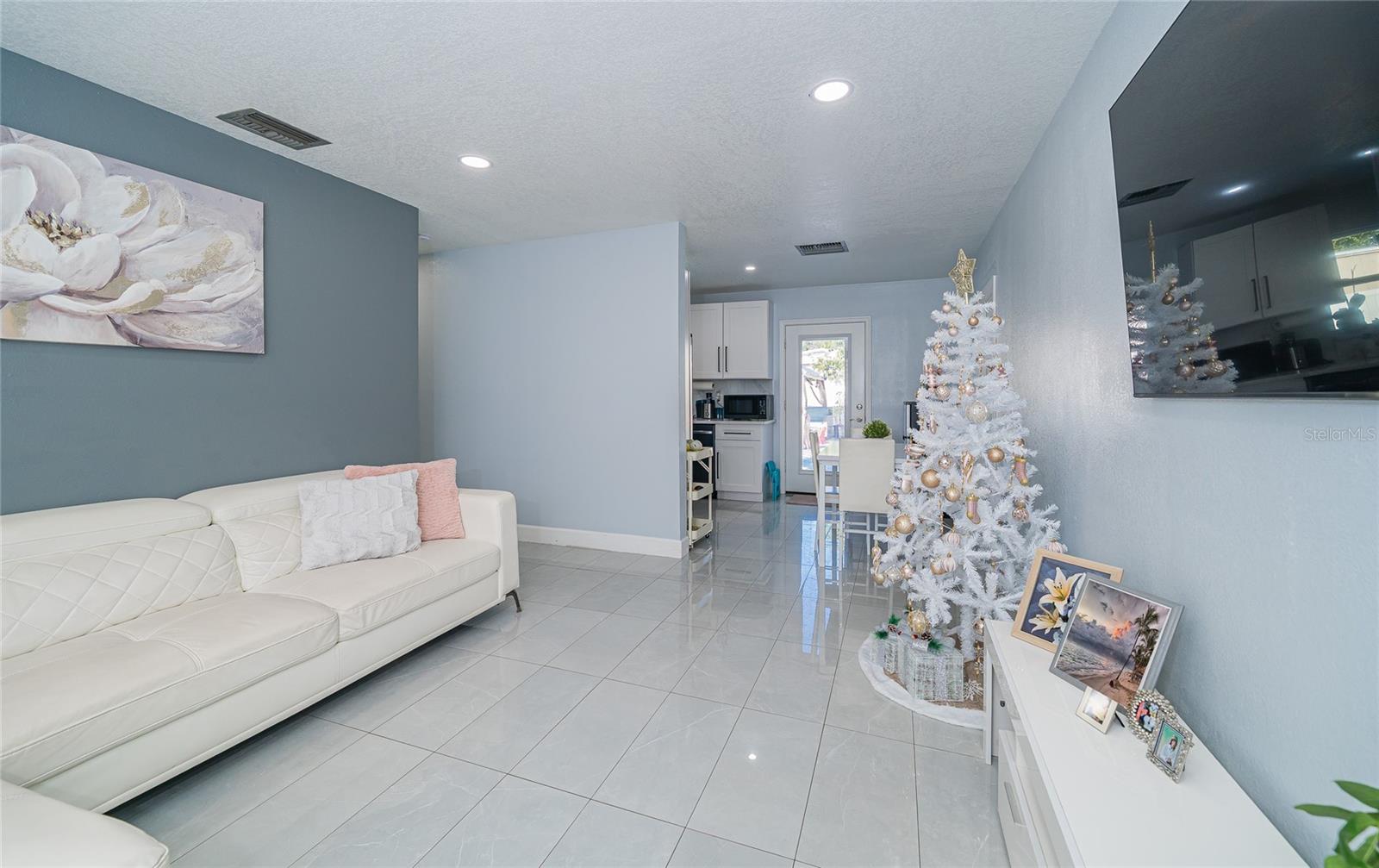 BELT COURT - Residential