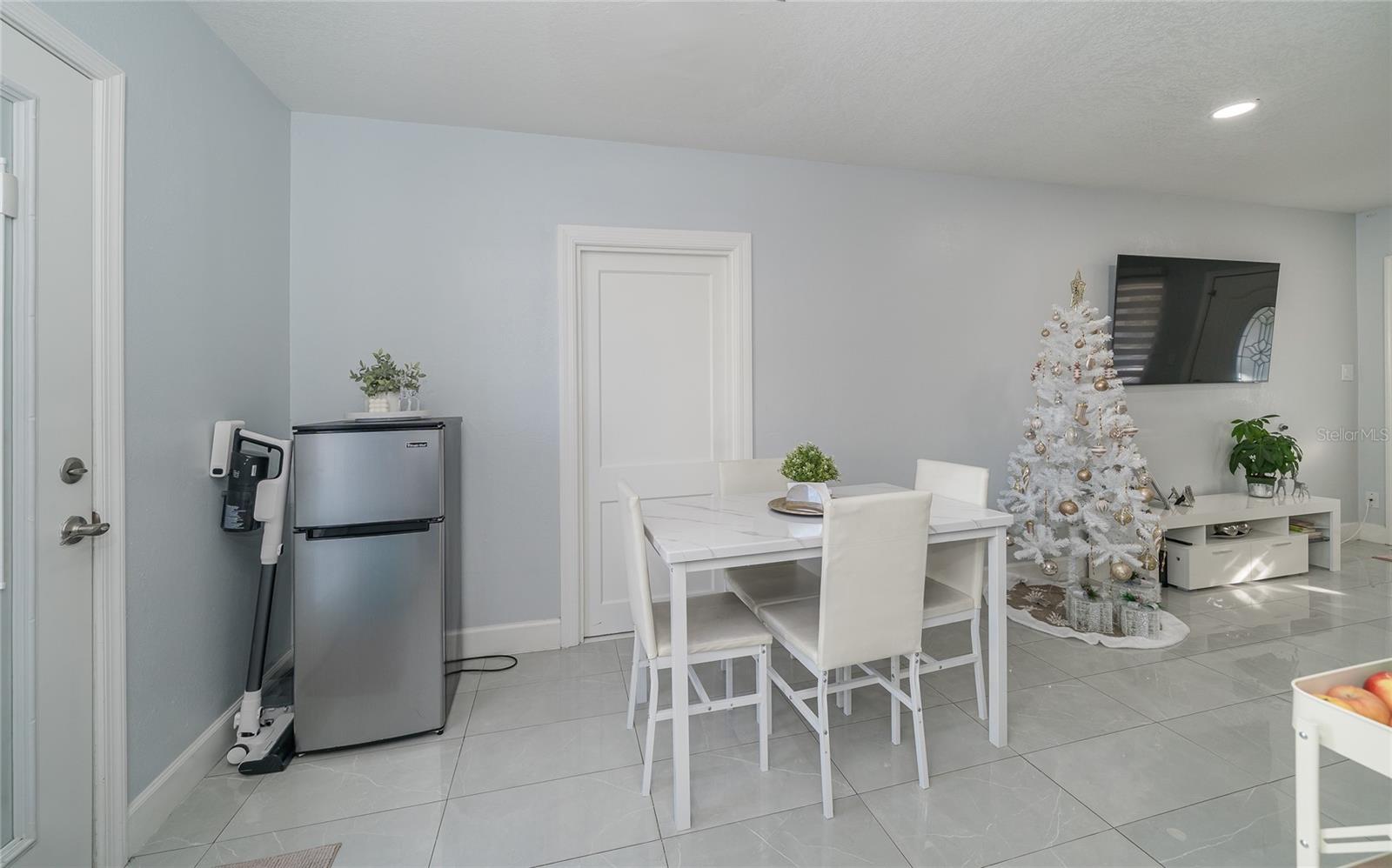 BELT COURT - Residential