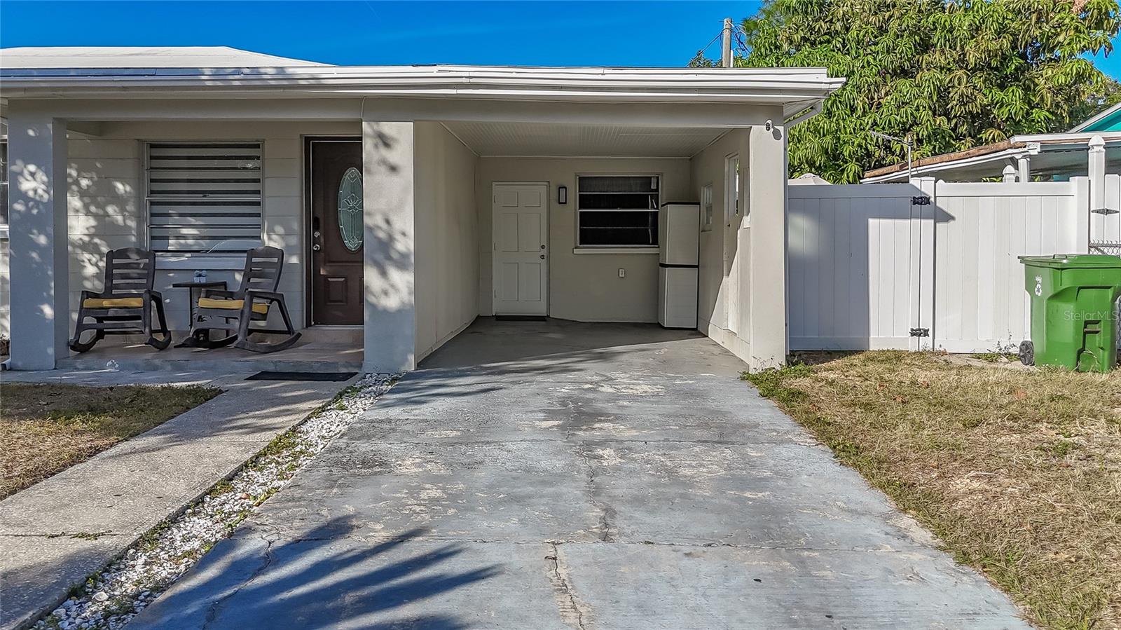 BELT COURT - Residential