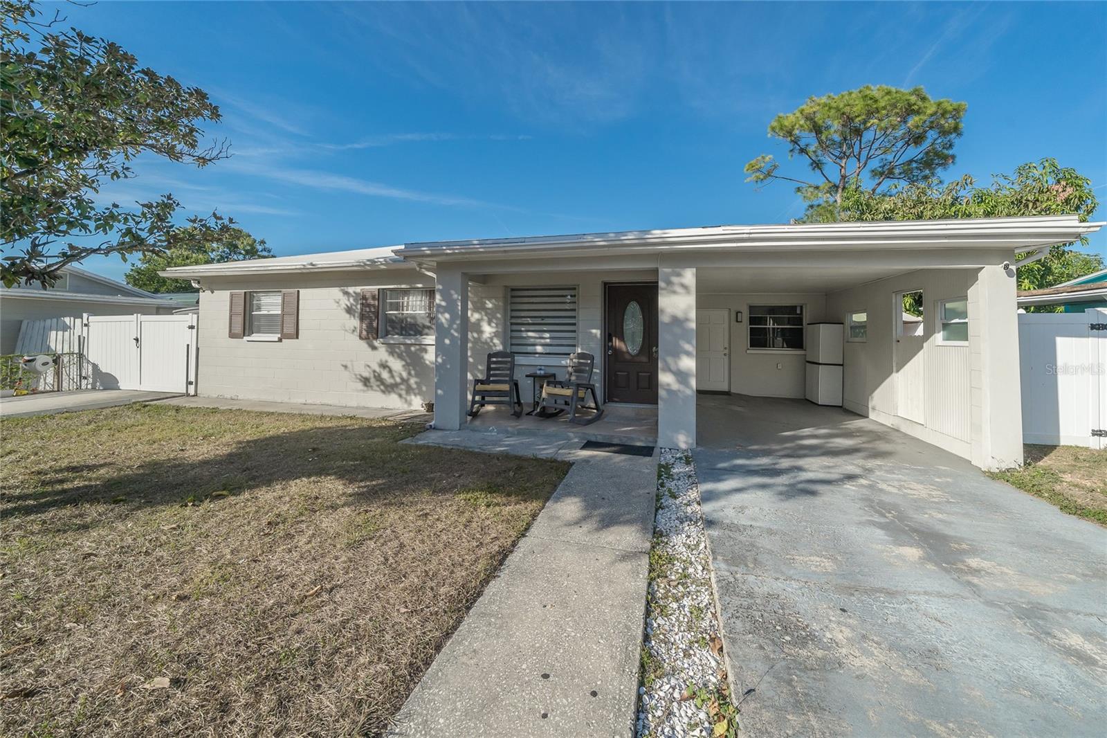 BELT COURT - Residential