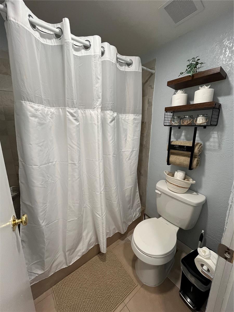 BELT COURT - Residential